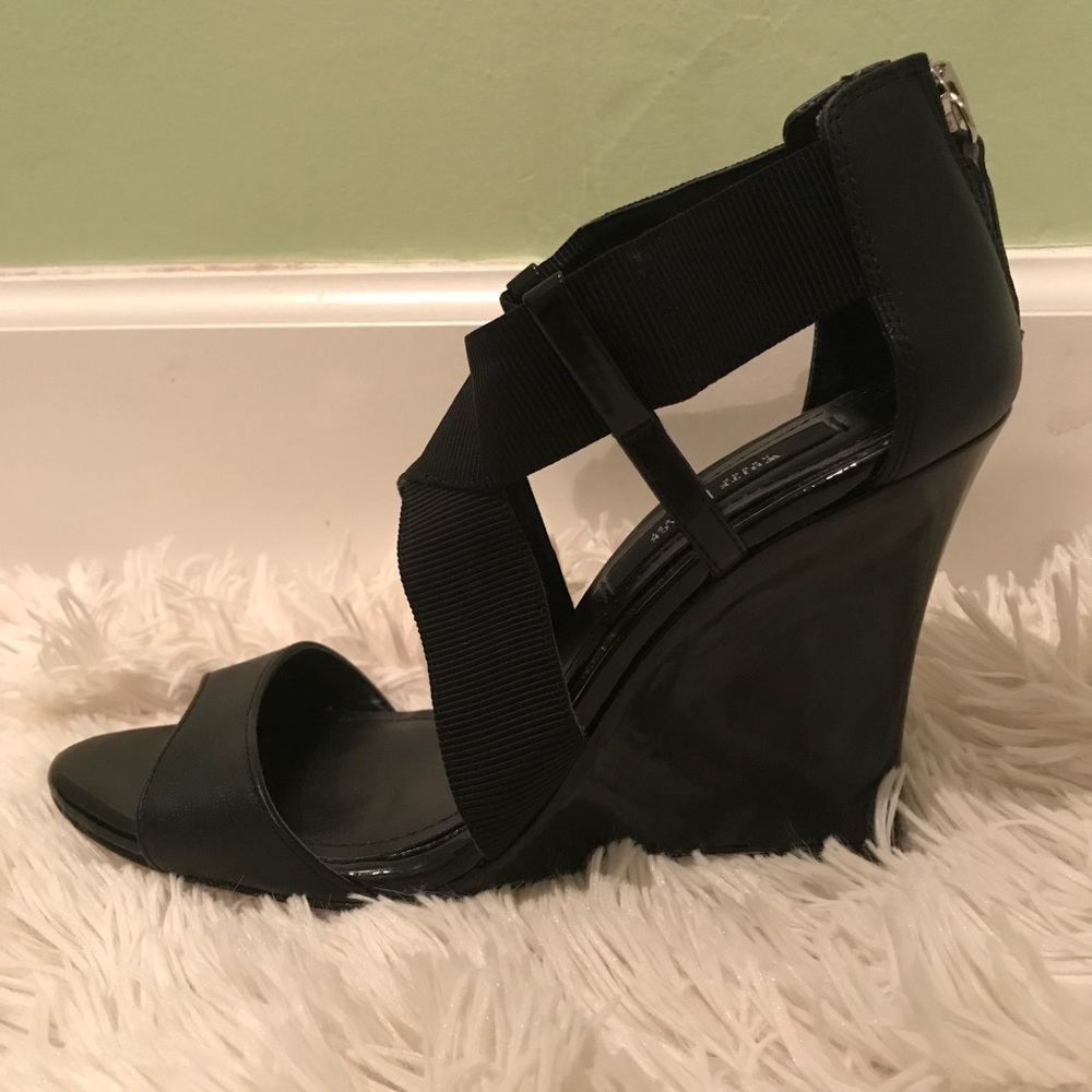 White House Black Market Wedges